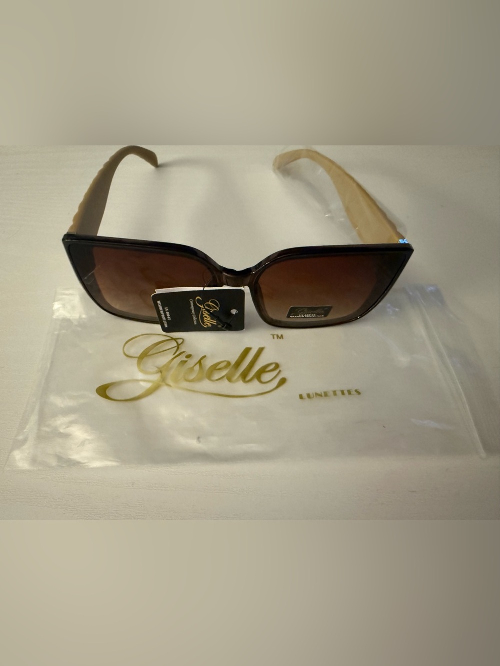 Giselle Women’s Brown Gradient Cat-Eye Sunglasses